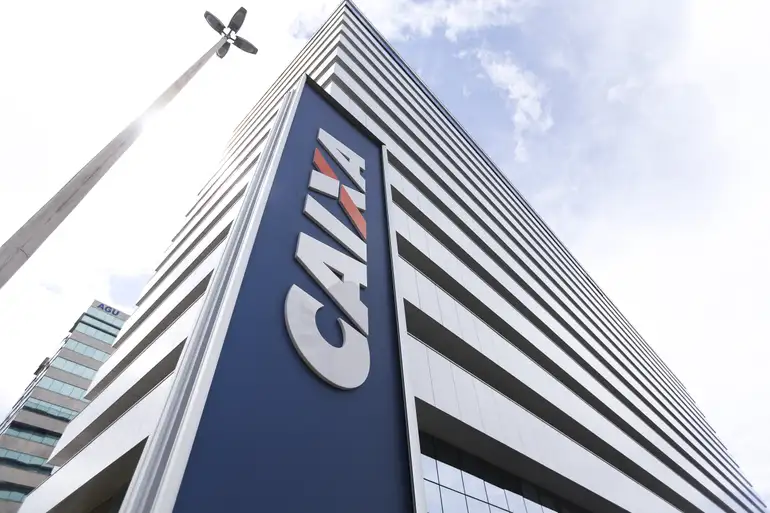 Novo concurso da Caixa ganha força após presidente confirmar estudos para seleção de nível médio